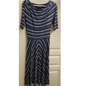 CLASSIC (M&S) 3/4 A-LINE LONG STRETCHEABLE DRESS (US 6)